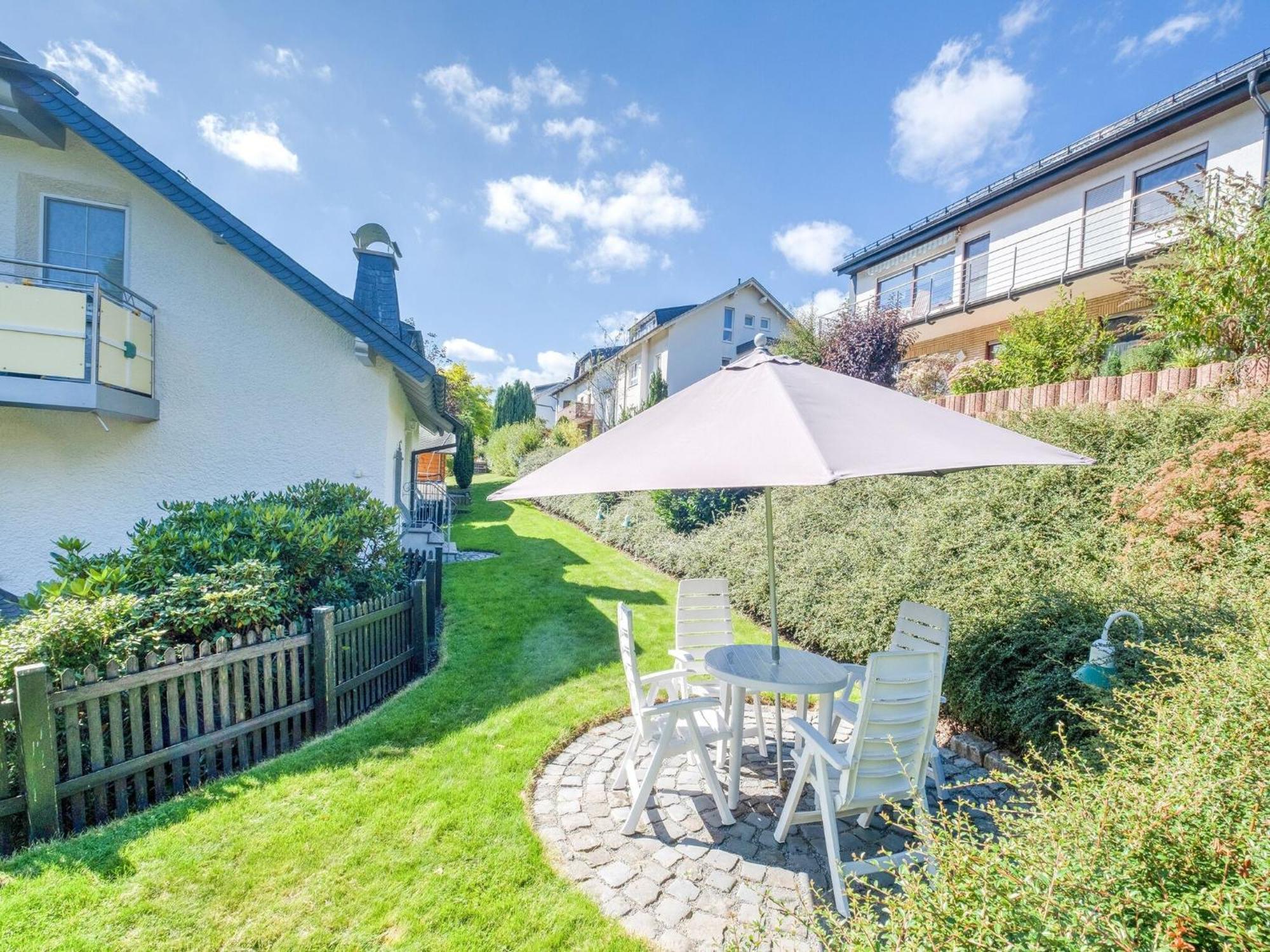 Modern Apartment In Schwalefeld With Garden Willingen  Kültér fotó